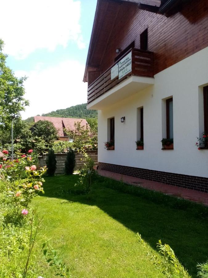 Отель Livada Amely Gales Экстерьер фото